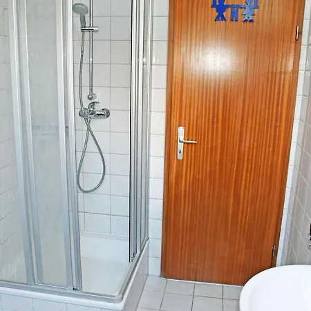 Mit Balkon Auf Ruegen Pansiyon